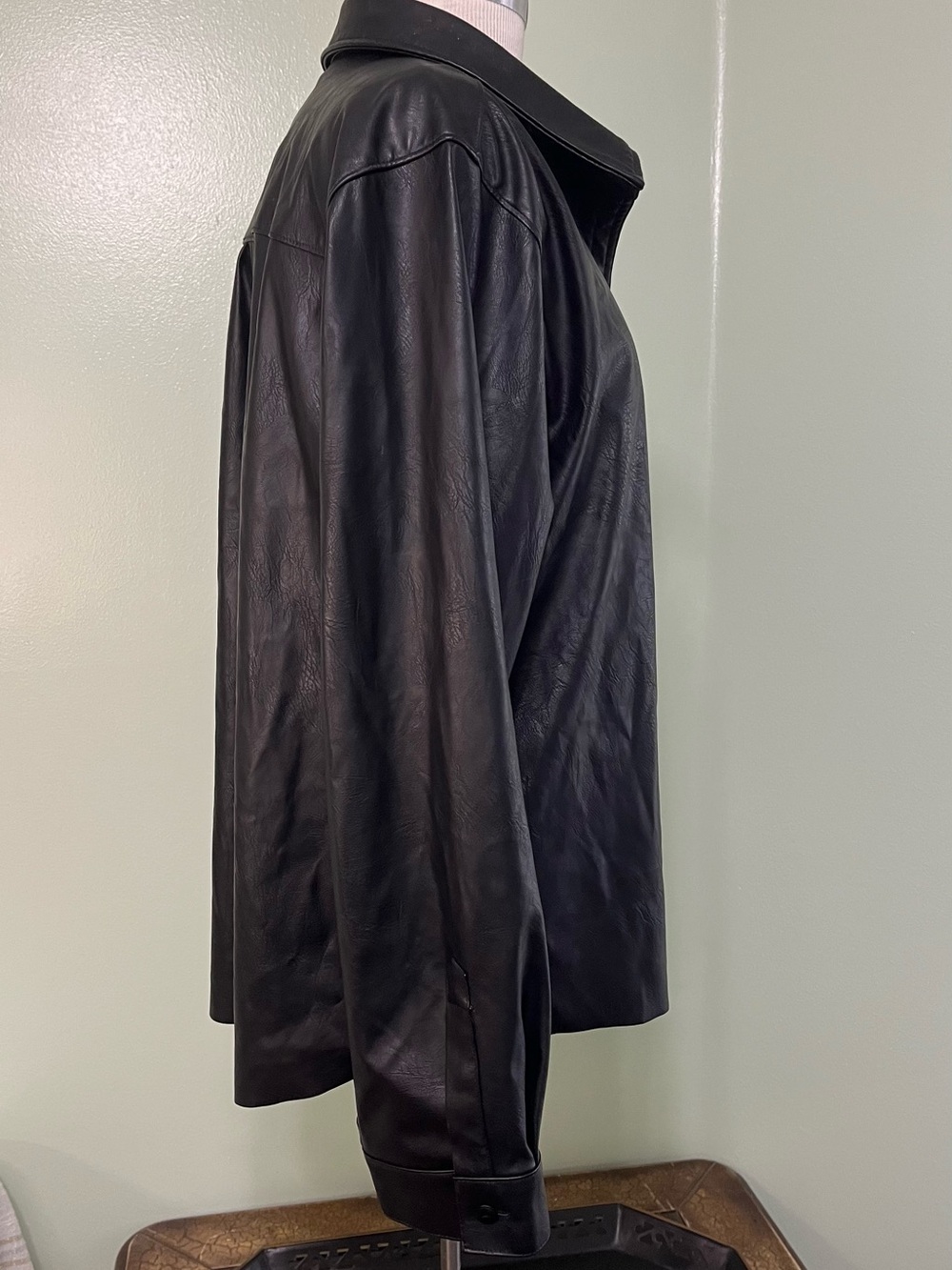 Lucky Brand Woman’s Black Faux Leather Button-Front Shirt  Size XL - Picture 3 of 11